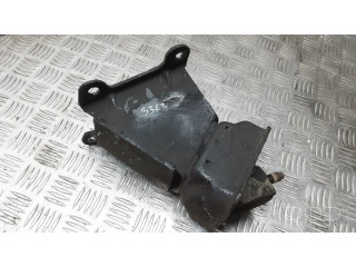 Кронштейн крепления двигателя