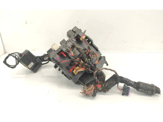 Блок предохранителей  1K1941397, 1K1941824   Skoda Octavia Mk2 (1Z)    