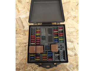 Блок предохранителей 2W9314N023BC, 2W9314A073BE Jaguar XJ X350