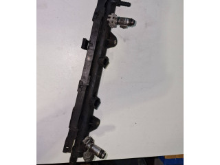 Топливная рампа 030133319l   Volkswagen Polo III 6N 6N2 6NF  