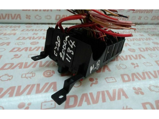 Pojistková skříňka 2085450140 Mercedes-Benz C W202 2000