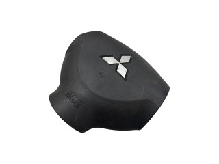 Подушка безопасности водителя 7030A217XB, XD5195HABK2Y   Mitsubishi L200