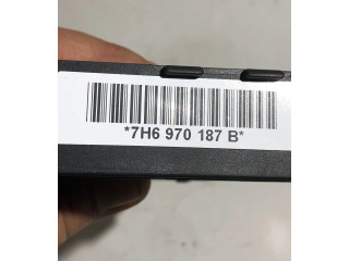 Pojistková skříňka 7H6970187B Volkswagen Transporter - Caravelle T5 2005