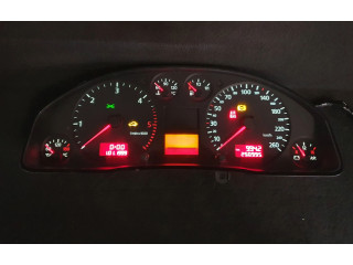 Спидометр (приборный щиток)  4B0920900F   Audi A6 S6 C5 4B 
