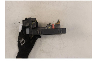 Блок предохранителей 8P0907279N   Audi TT TTS Mk2    