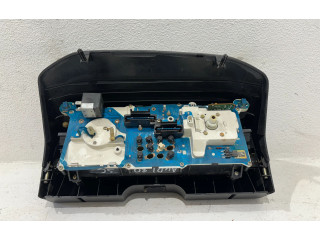 Přístrojová deska Audi 80 90 B2 1985 88471066