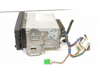 Радио/ проигрыватель CD/DVD / навигация