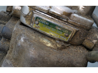 Топливная рампа 0438121011, 026133353 Audi 80 90 B3