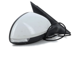 Зеркало электрическое Skoda Yeti (5L) 2009 - 2017 года