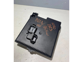 Блок предохранителей 30786646, 28080156 Volvo XC90