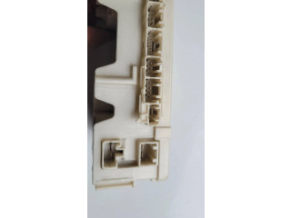 Pojistková skříňka 827300h030a Peugeot 108 2016