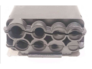 Pojistková skříňka 61355B5D695 BMW X2 F39 2019