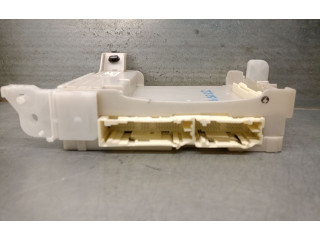 Pojistková skříňka Řídící jednotka BSM 8273052K40, 8B270506 Toyota Yaris 2018