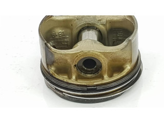 Píst 11257613626 BMW X6 E71 pro benzínový motor 4.4