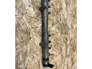 Топливная рампа 8699179 Volvo V70