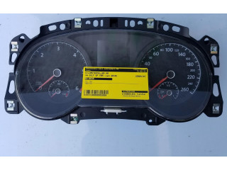 Панель приборов Volkswagen Golf Sportsvan