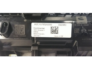 Přístrojová deska  Volkswagen T-Roc 2023 17A920320C  
