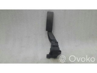 Педаль акселератора