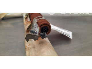 Боковая подушка безопасности    Lynk & co 01