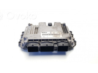 Řídící jednotka 8200546983, 0281011529 Nissan Primastar 2006