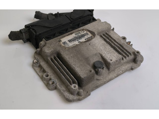 Řídící jednotka 0281014452, 55566279 Opel Zafira B 2005