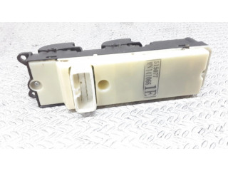 Включатель электрических окон