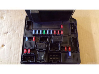 Pojistková skříňka 284B7BB00C Nissan Qashqai 2010