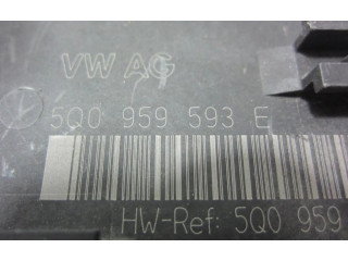 Řídící jednotka 5Q0959593B   Volkswagen Tiguan 2017