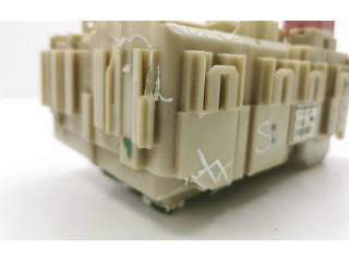 Pojistková skříňka 8273005680, 291712B29 Toyota Avensis T270 2012