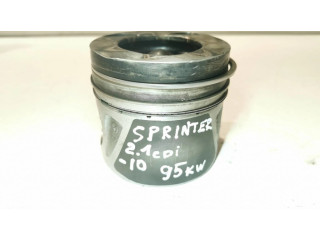 Píst A6510301117 Mercedes-Benz Sprinter W906 pro naftový motor 2.1