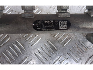 Vstřikovací lišta 0445214174, 001148 Chevrolet Captiva