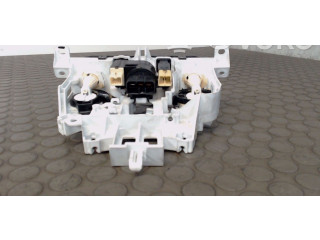 Блок управления климат-контролем Mazda 323