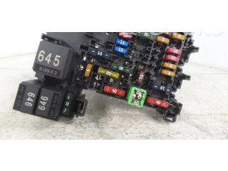 Блок предохранителей 5Q0937615C Audi A3 S3 8V