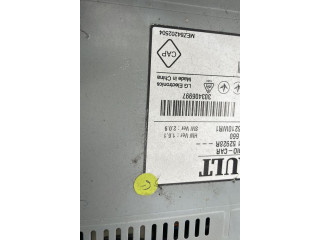 Дисплей       Renault Clio IV