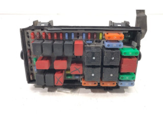Блок предохранителей 51775622 Fiat Grande Punto