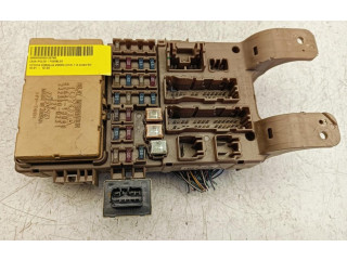 Блок предохранителей 8264113040   Toyota Corolla Verso E121    