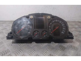 Přístrojová deska Volkswagen Passat Alltrack 2005 A2C53117394