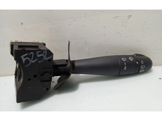 Ручка стеклоочистителей 7701047543 Renault Clio I