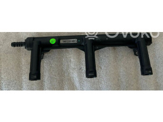 Vstřikovací lišta 06E133681L Audi Q7 4M CRE