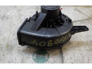 Вентилятор печки    6R1819015   Audi A1