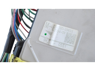   Pojistková skříňka 8273030633   Lexus GS 300 350 430 450H 2010