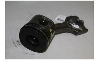 Поршень с шатуном BMW X5 E53 для бензинового двигателя 1.7