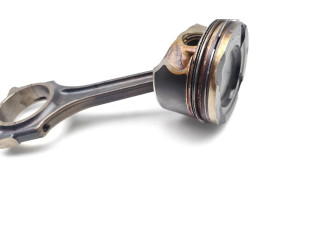 Píst M270.910, 270.910   Mercedes-Benz GLA W156    M270.910 