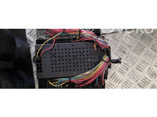 Блок предохранителей 8688153   Volvo XC70    