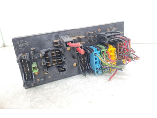   Pojistková skříňka 443941822A, 431955531   Audi 80 90 S2 B4 1993