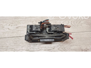 Блок предохранителей 04692084ab Jeep Grand Cherokee (WK)