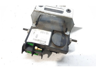 Блок управления двигателя 31210322   Volvo XC90