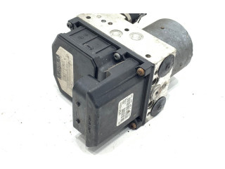 Блок АБС    Toyota  Corolla Verso E121  2001 - 2004 года