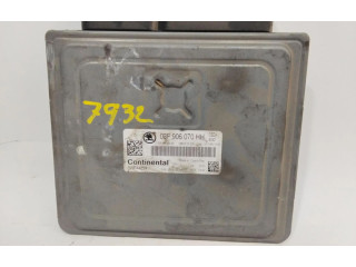 Блок управления двигателем Блок управления 03F906070HH Skoda Fabia Mk3 (NJ)