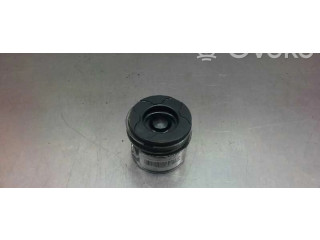 Píst Citroen Xsara pro naftový motor 1.6 9H02